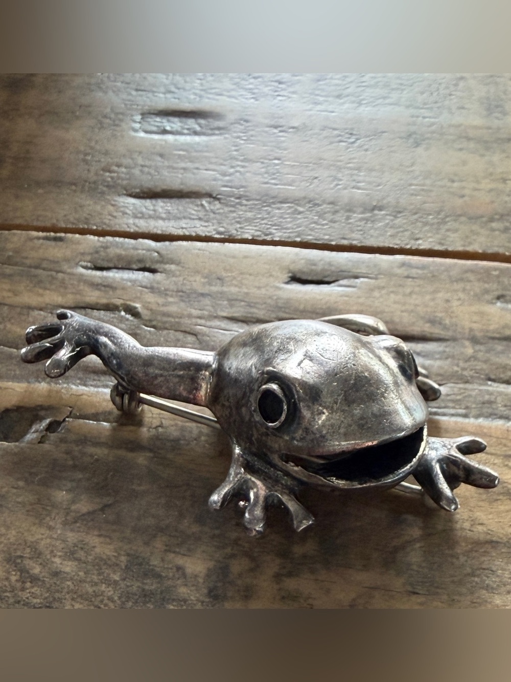 Vintage Sterling Silver Frog Brooch Pin